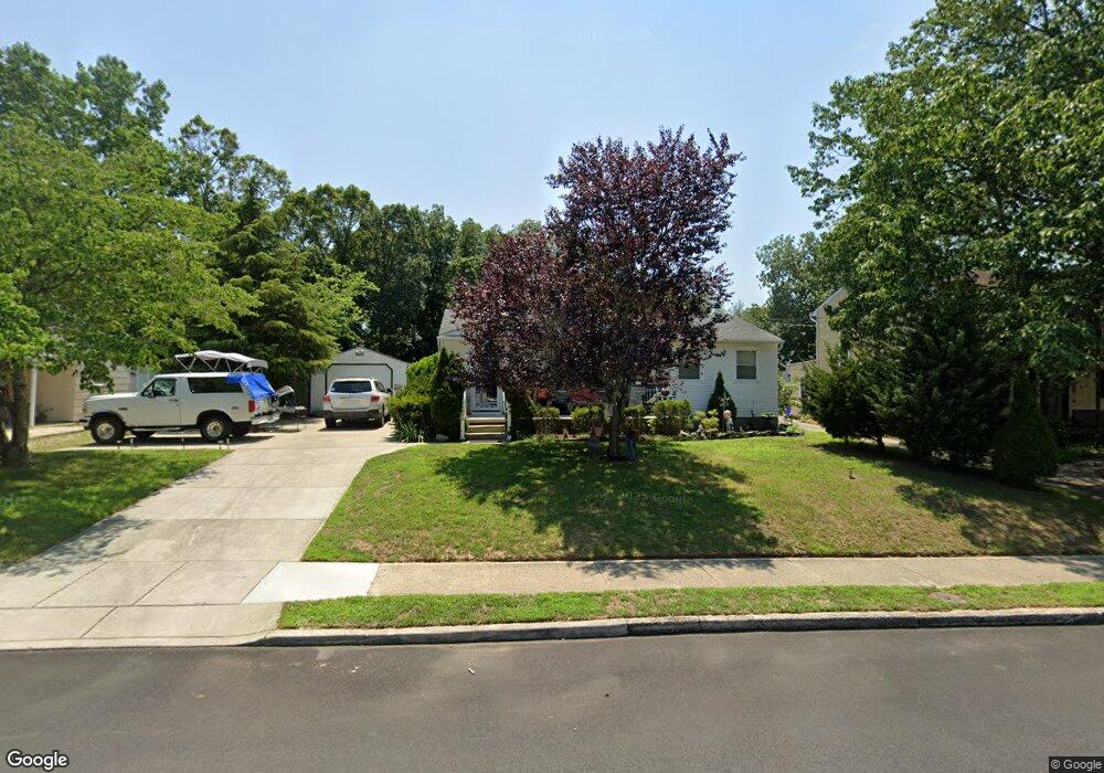 910 W Connecticut Ave, Somers Point, NJ 08244 - photo 1