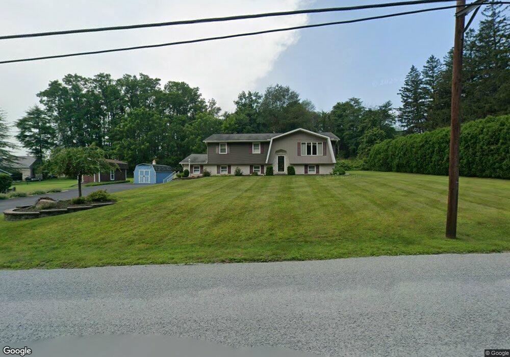 99 Lincoln Dr, Tamaqua, PA 18252 - photo 1