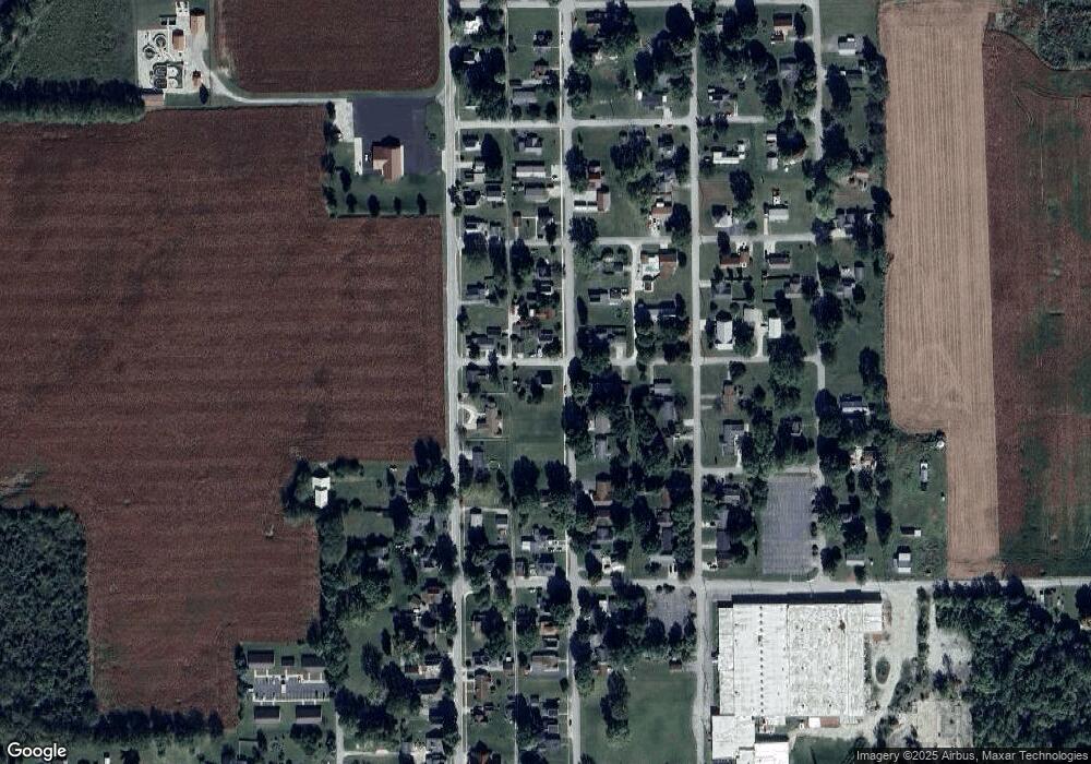 586 N Market St, Andrews, IN 46702 - photo 1