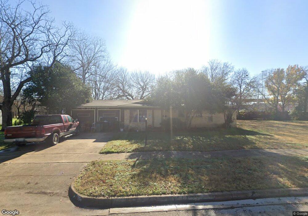 7904 Lazy Lane Rd, North Richland Hills, TX 76180 - photo 1