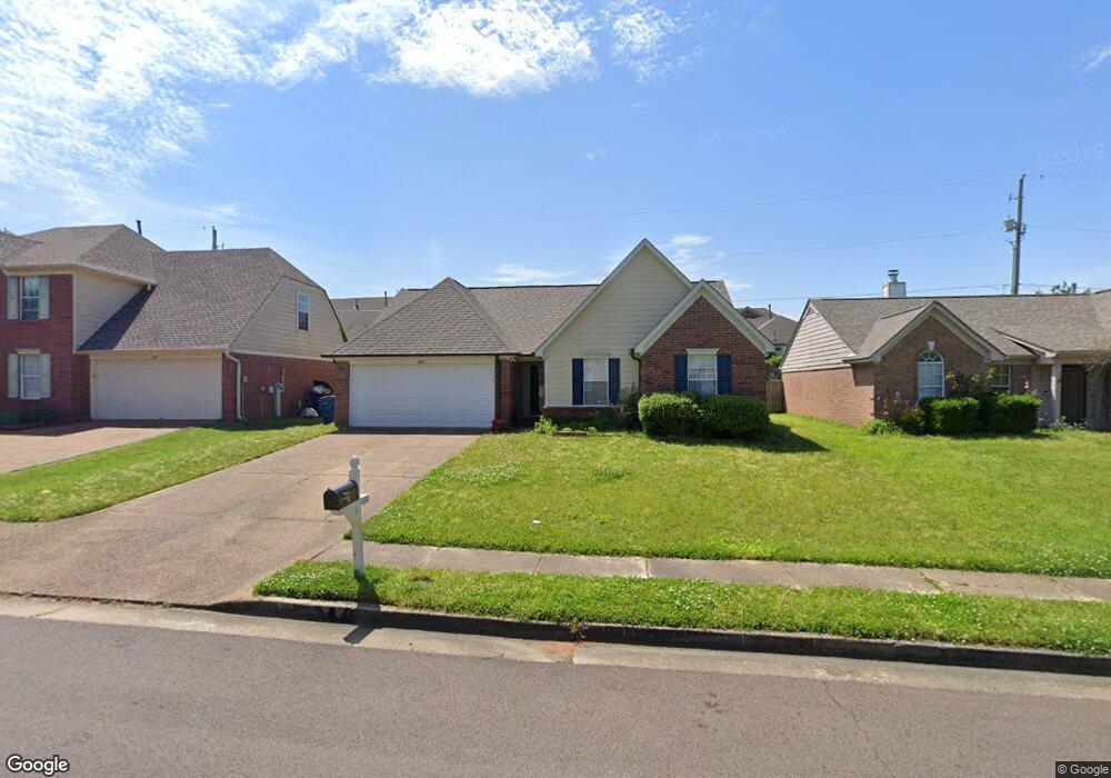 1007 Scofield Dr, Cordova, TN 38018 - photo 1