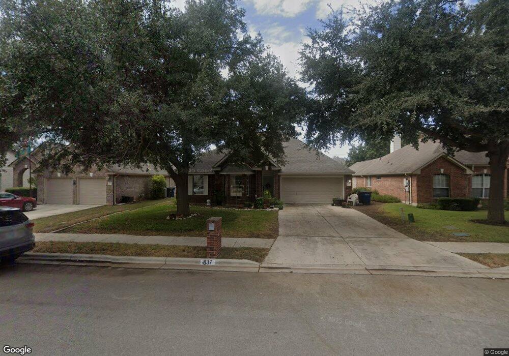 837 Fair Ln, New Braunfels, TX 78130 - photo 1