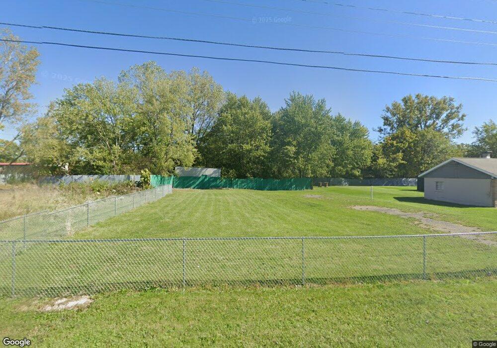 2103 Mcclain Rd, Lima, OH 45804 - photo 1