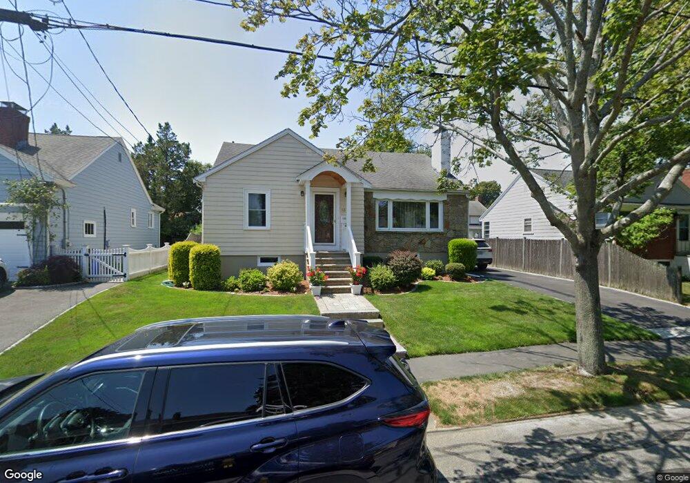 63 Glendale Rd, Marblehead, MA 01945 - photo 1