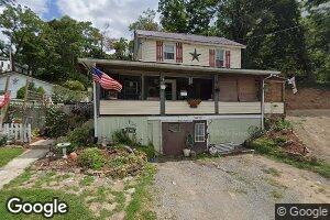 209 River St, Gassaway, WV 26624