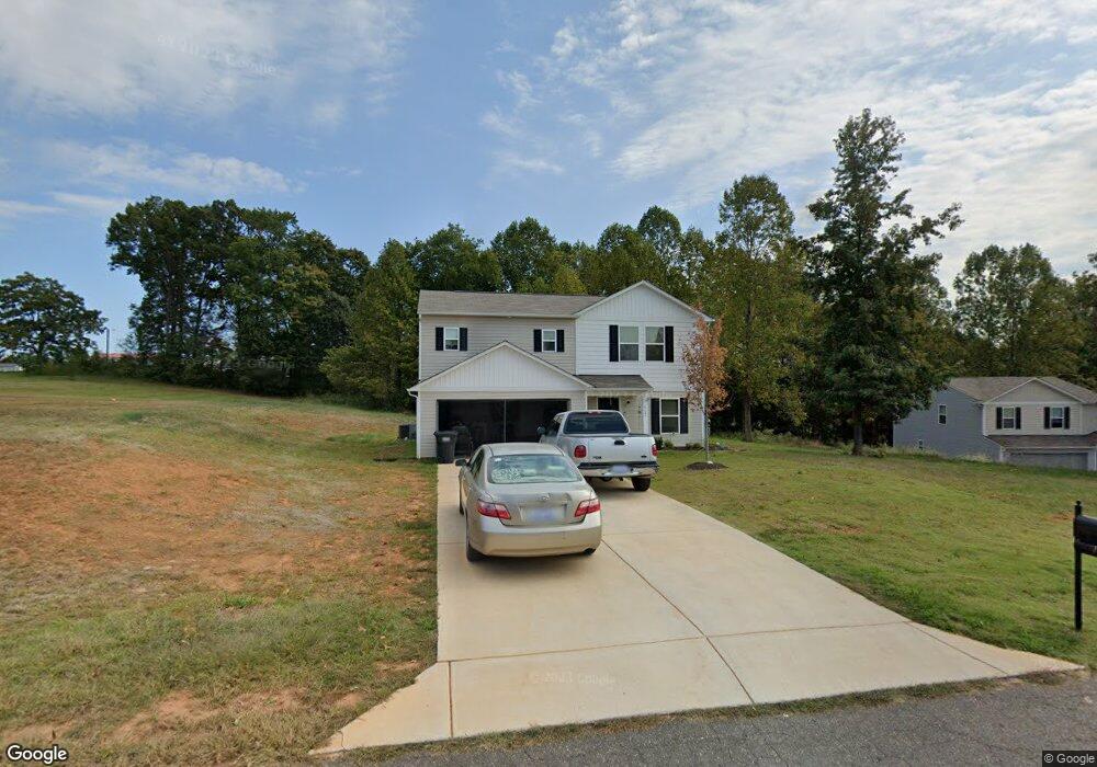 117 Zach Dr unit 11, Turnersburg, NC 28634 - photo 1