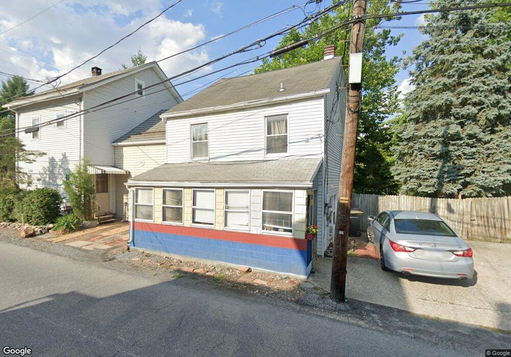 3224 Water St, Whitehall, PA 18052 - photo 1