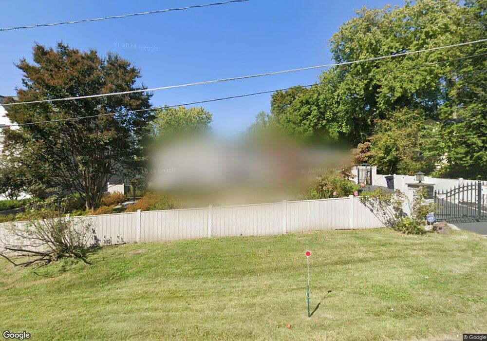 6918 Willow St, Falls Church, VA 22046 - photo 1