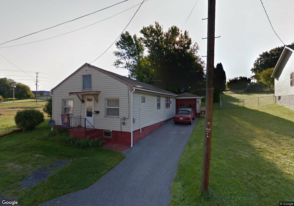 19 Geiser Ave, Waynesboro, PA 17268 - photo 1