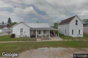 500 SE 2nd St, Leon, IA 50144