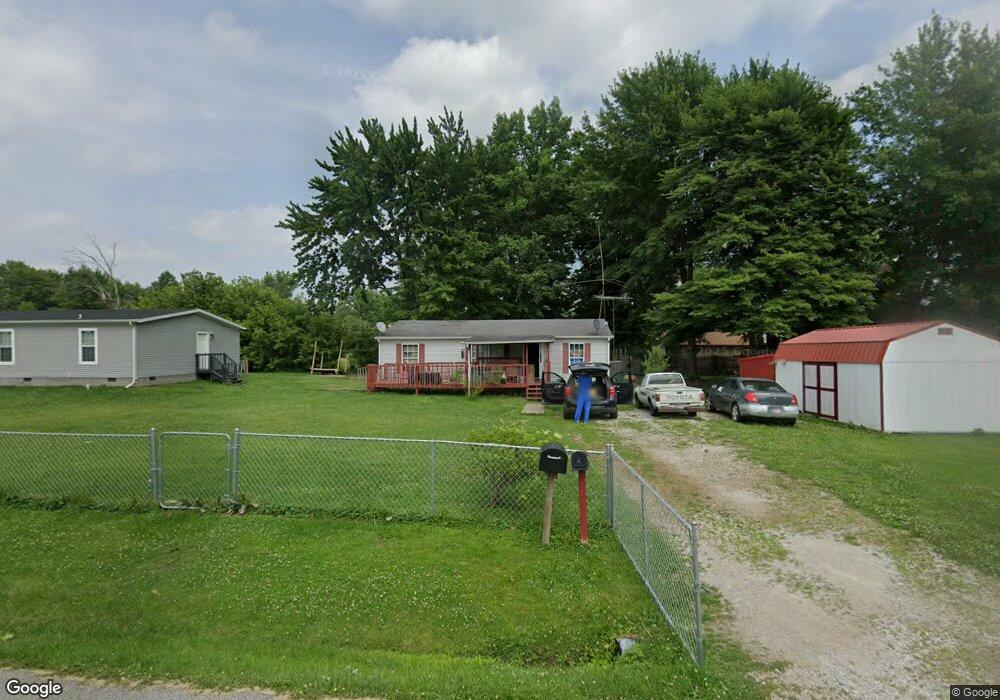 845 N 3rd St, Austin, IN 47102 - photo 1