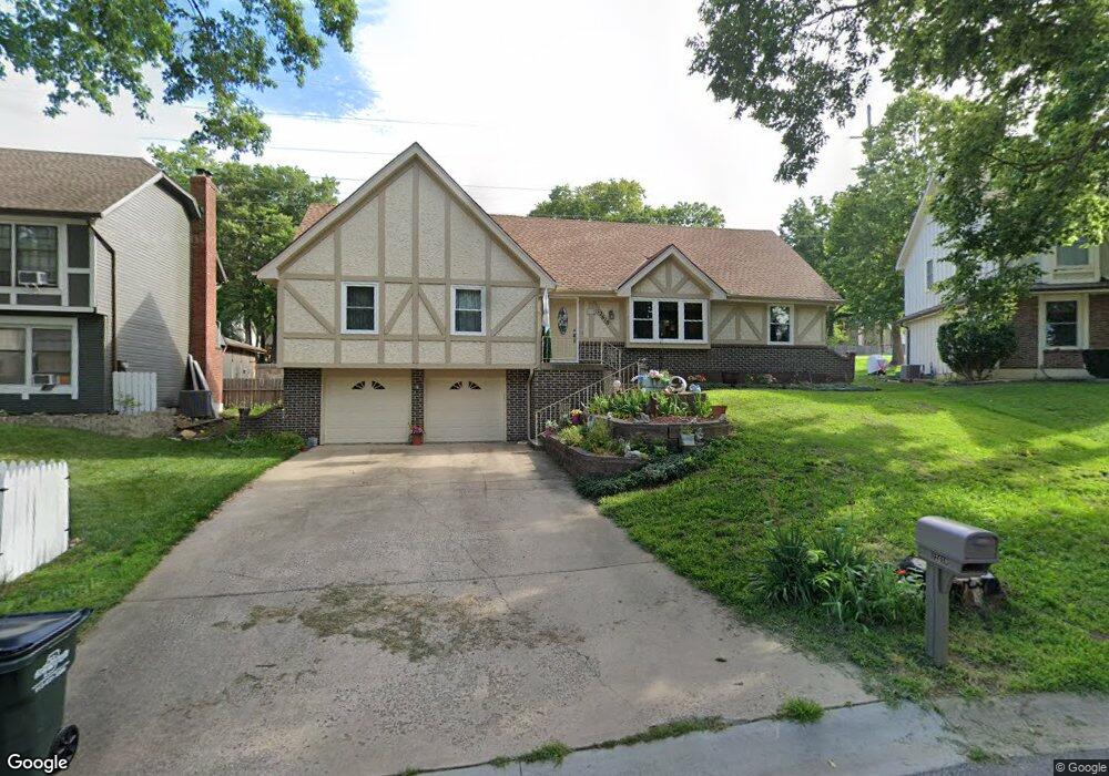 12610 W 70th Terrace, Shawnee, KS 66216 - photo 1