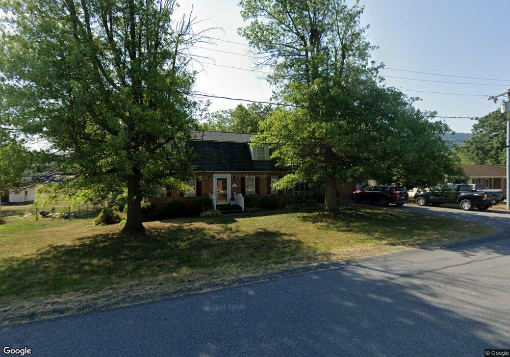 397 Miller Dr, Strasburg, VA 22657 - photo 1