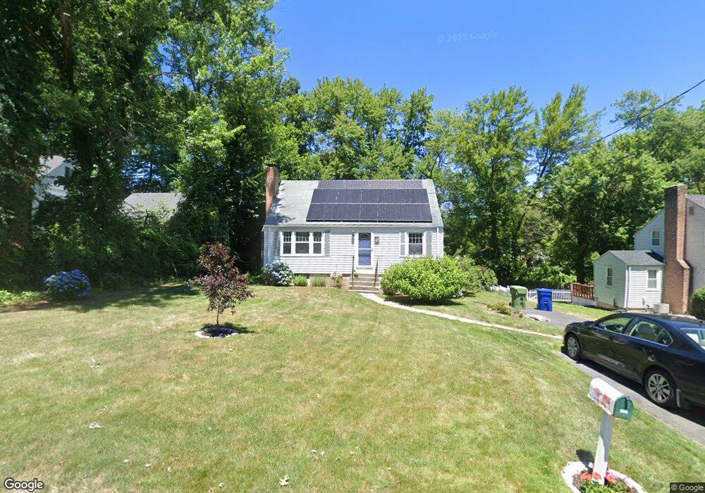 124 Tobey Ave, Windsor, CT 06095 - photo 1