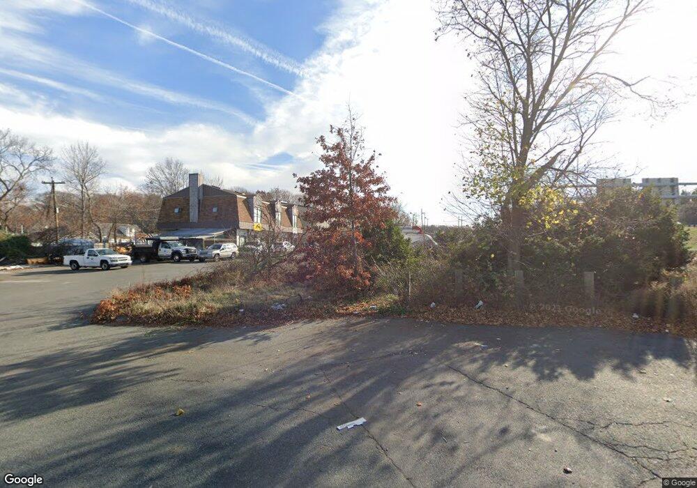 1360 Broadway unit 2C, Saugus, MA 01906 - photo 1