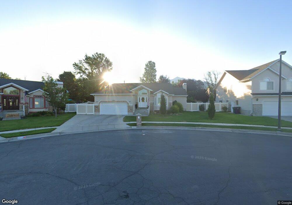 8029 S Nighthawk Dr, Sandy, UT 84094 - photo 1