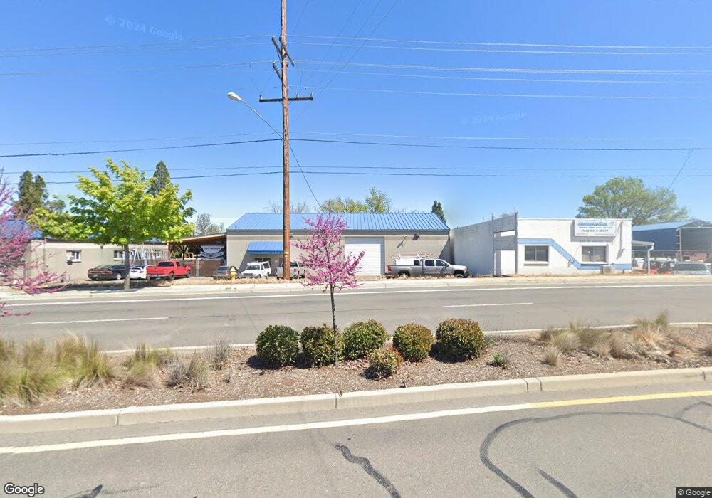 476 N Front St, Central Point, OR 97502 - photo 1