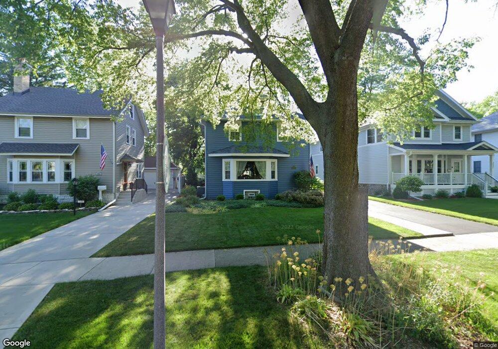 328 N Myrtle Ave, Elmhurst, IL 60126 - photo 1