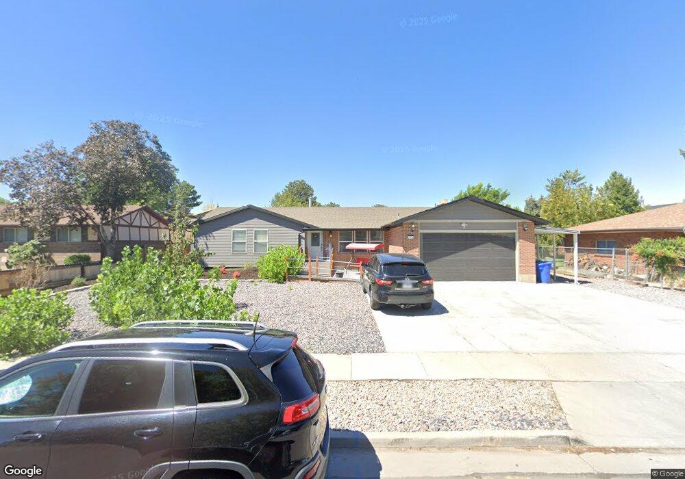 7472 Paddington Cir, West Jordan, UT 84084 - photo 1