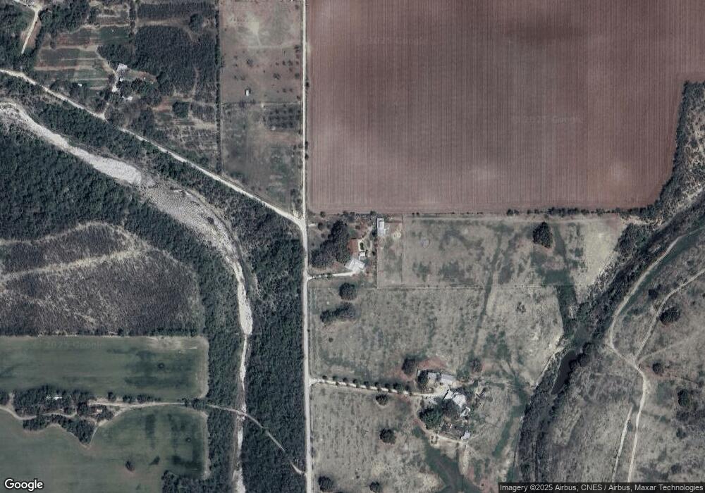 1401 County Road 441, Hondo, TX 78861 - photo 1