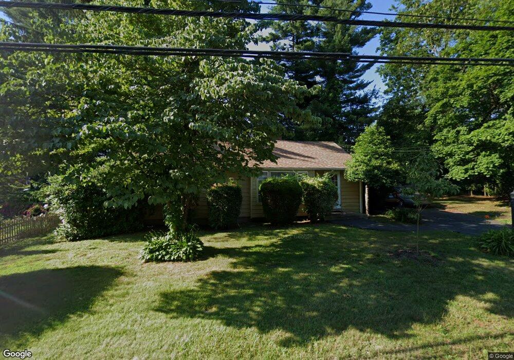 7 Daniel Blvd, Bloomfield, CT 06002 - photo 1