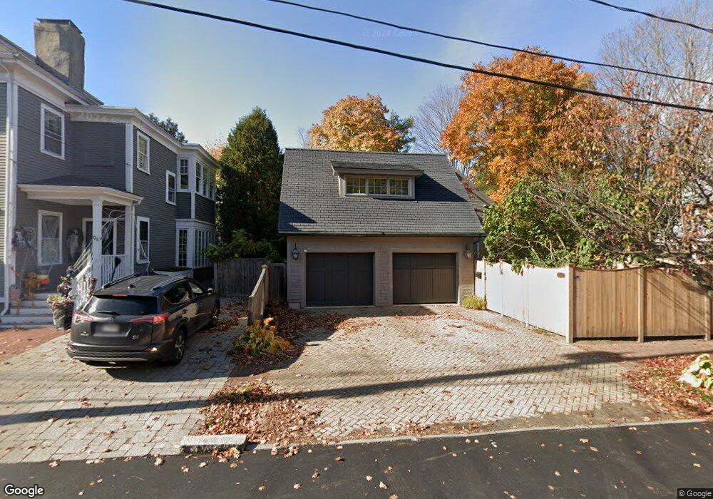 94 1/2 Lime St, Newburyport, MA 01950 - photo 1