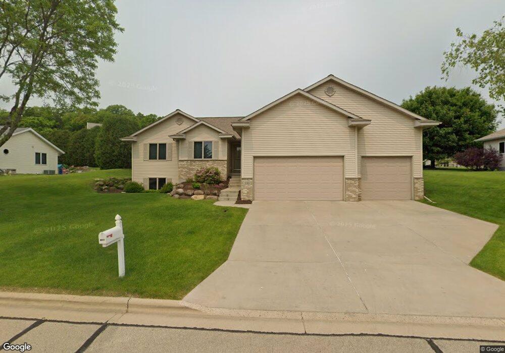 5011 Laufenberg Blvd, Cross Plains, WI 53528 - photo 1