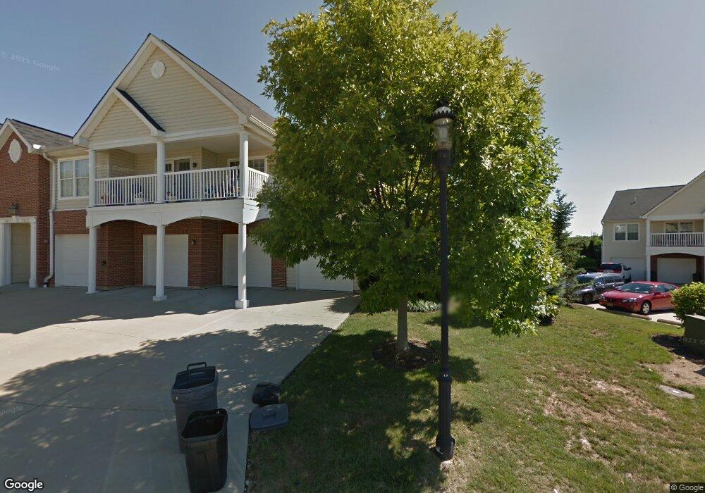 3664 Chestnut Park unit 28, Cleves, OH 45002 - photo 1