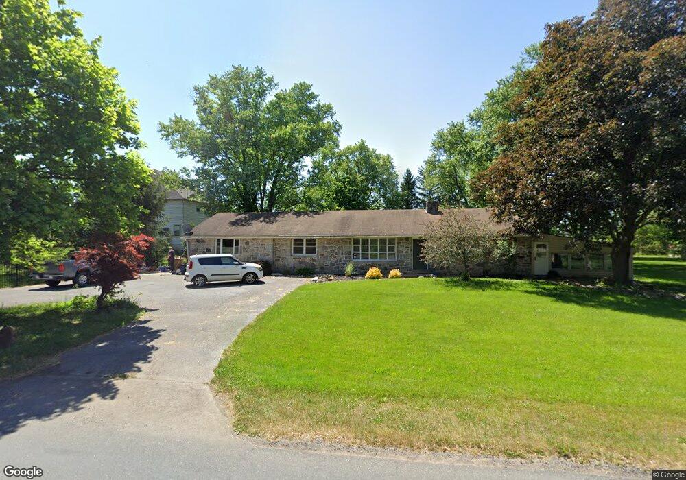 44 Unionville Rd, Douglassville, PA 19518 - photo 1