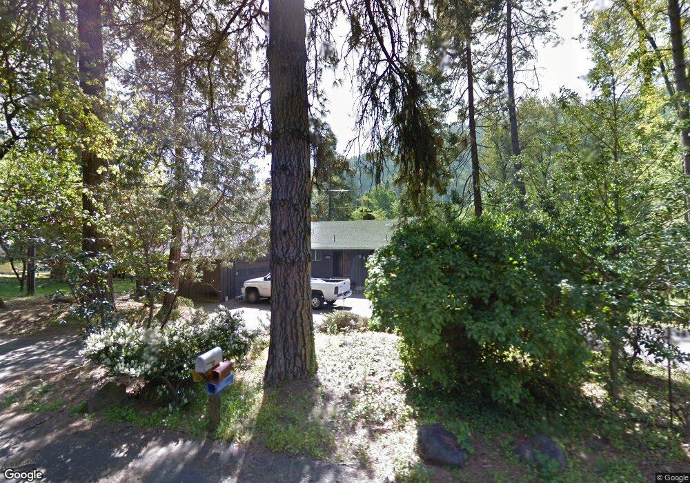 555 Fielder Ln, Grants Pass, OR 97526 - photo 1