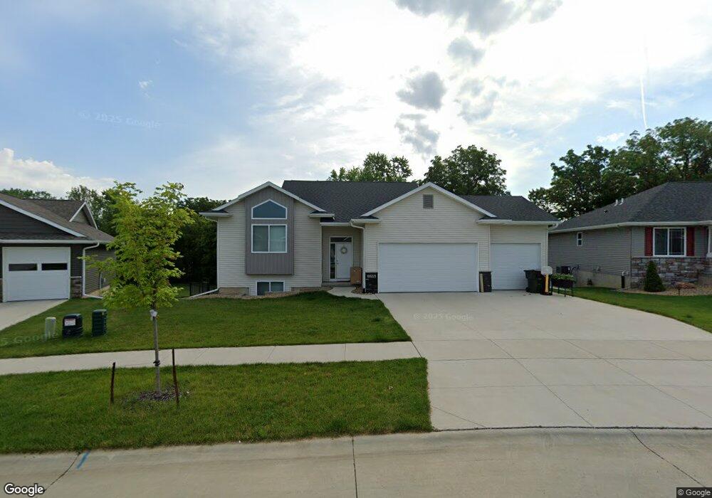 2206 Snapdragon Cir SW, Cedar Rapids, IA 52404 - photo 1