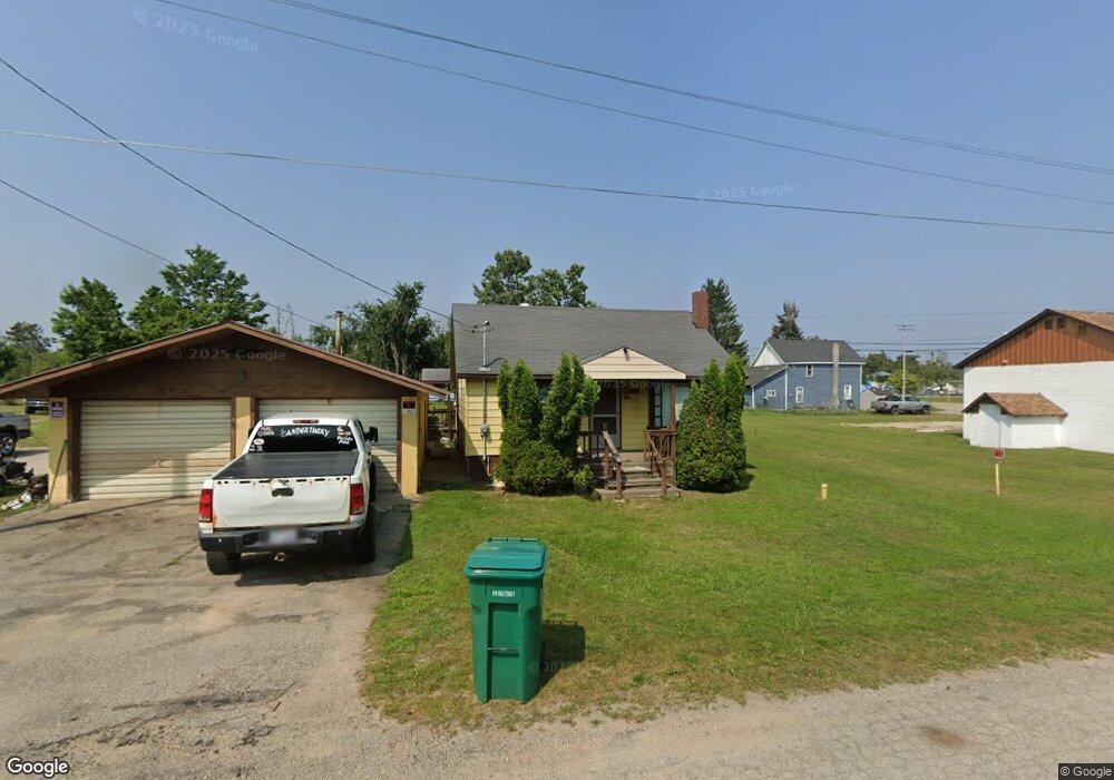 7951 Elm St, Vanderbilt, MI 49795 - photo 1