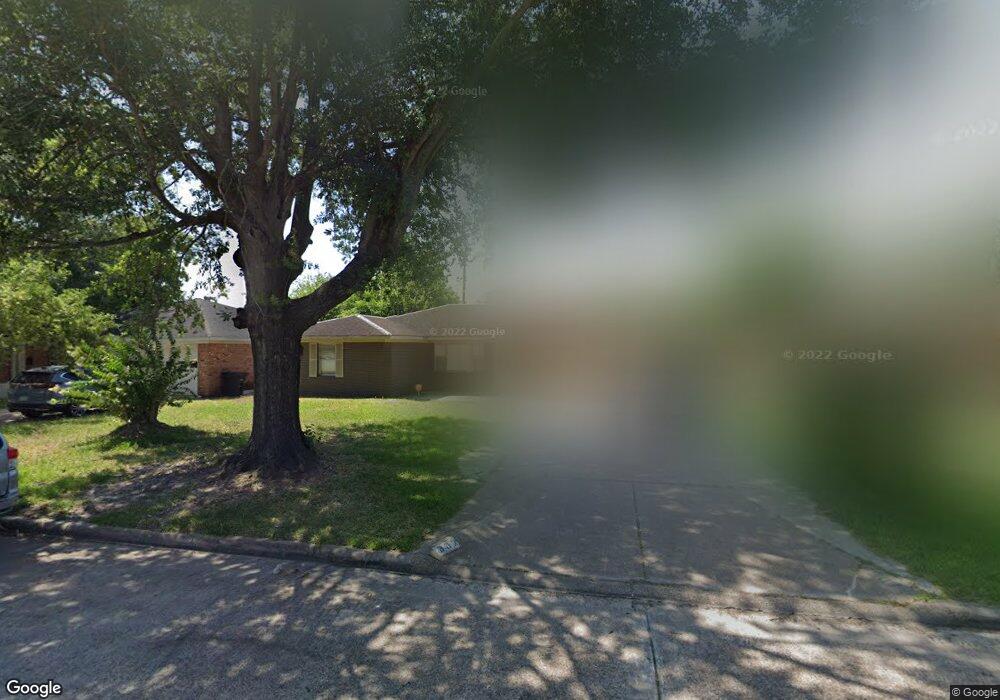 907 Helms Rd, Houston, TX 77088 - photo 1