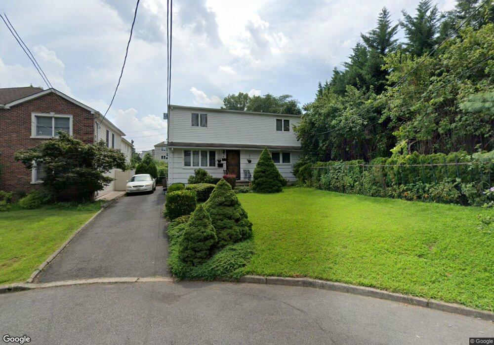 9 Turs Ct, Wallington, NJ 07057 - photo 1