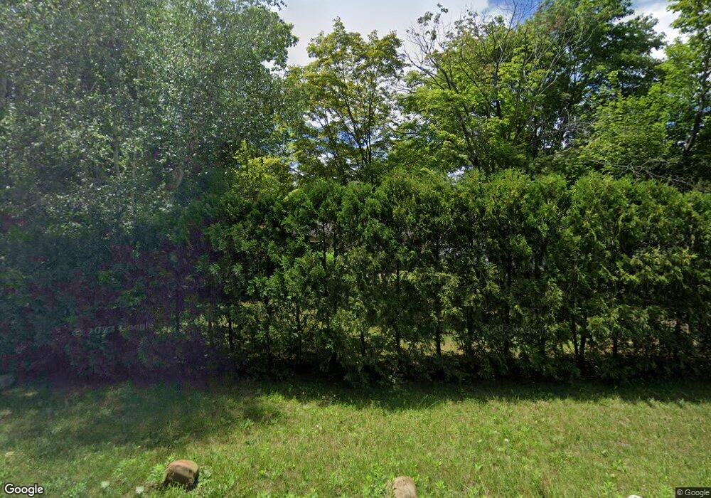 174 Middle Island Rd, Medford, NY 11763 - photo 1