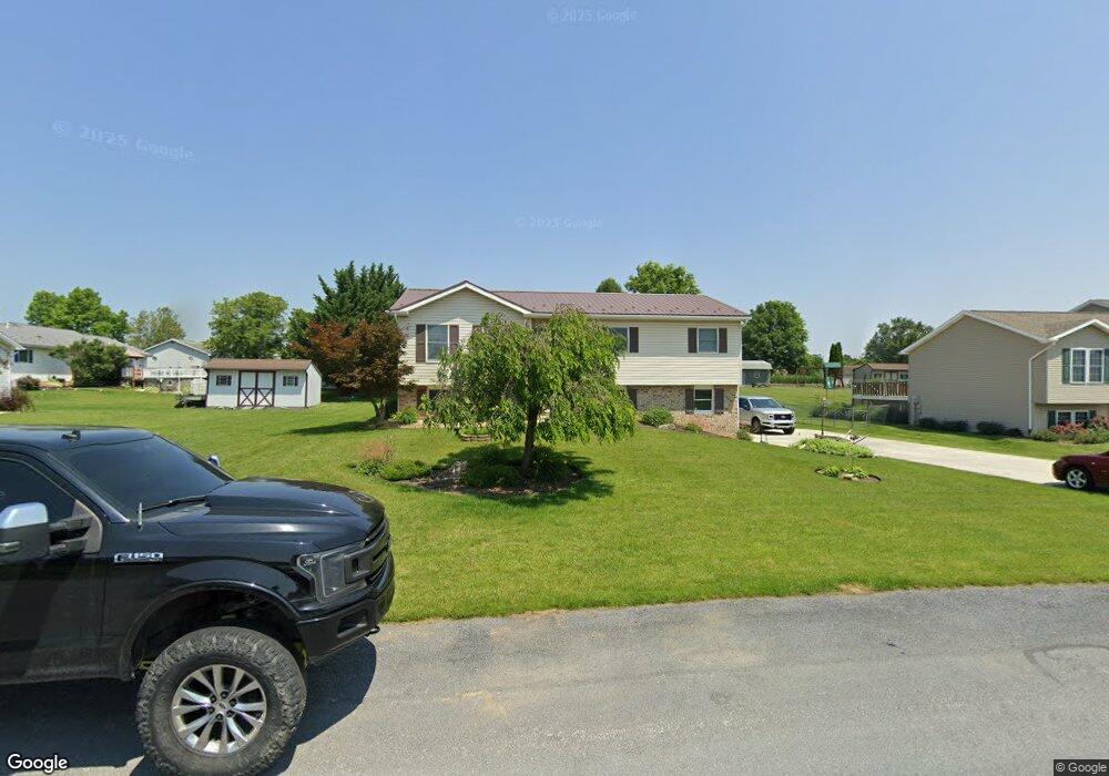 1279 Courtney Dr, Chambersburg, PA 17201 - photo 1