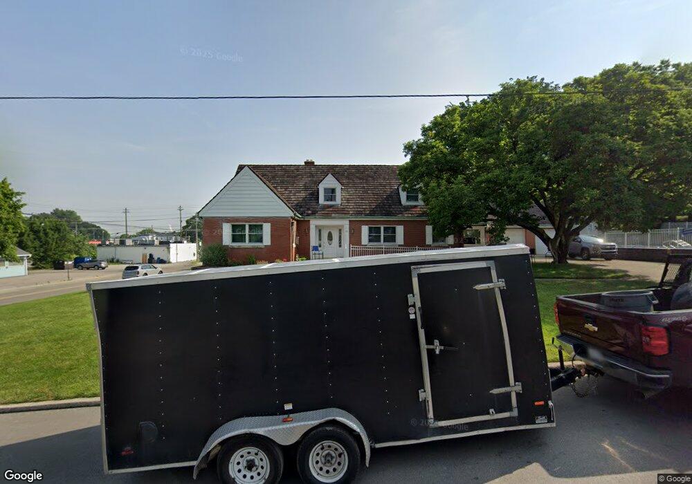 110 E Mechanic St, Cincinnati, OH 45215 - photo 1