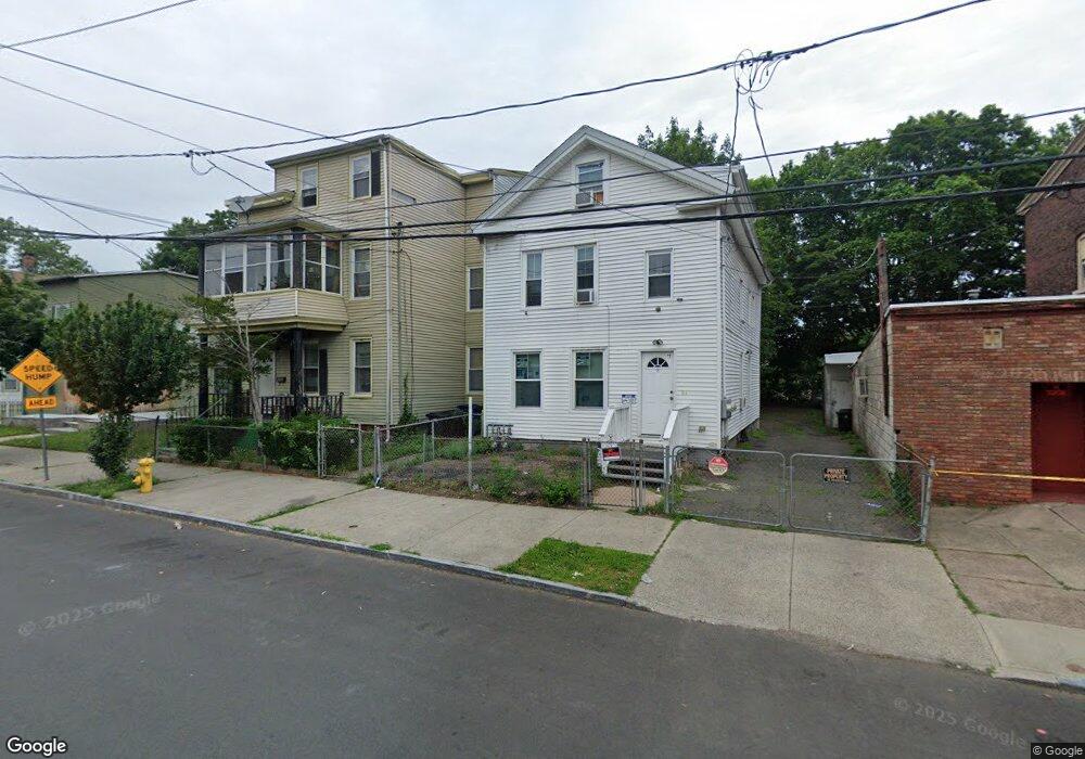 27 Kossuth St, New Haven, CT 06519 - photo 1