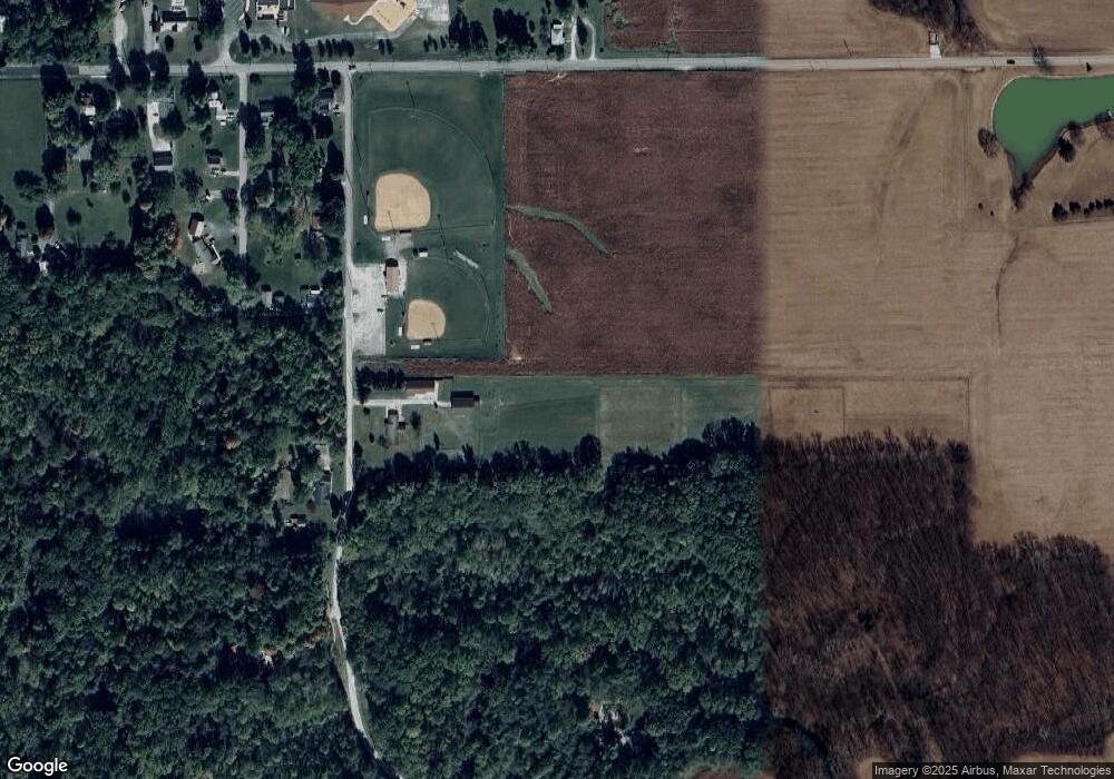 457 S Leedy Ln, Andrews, IN 46702 - photo 1