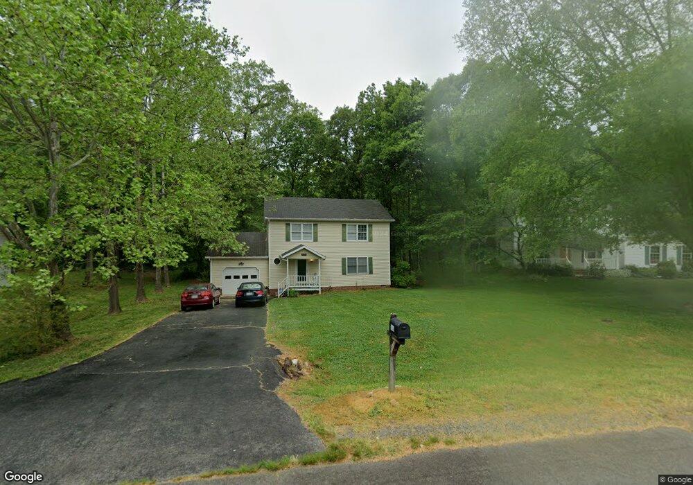 10504 Heather Greens Cir, Spotsylvania, VA 22553 - photo 1