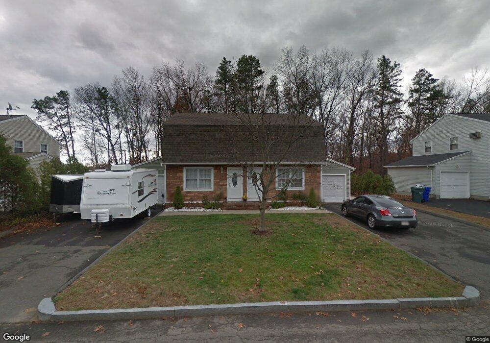 47-49 Kamuda St, Springfield, MA 01151 - photo 1