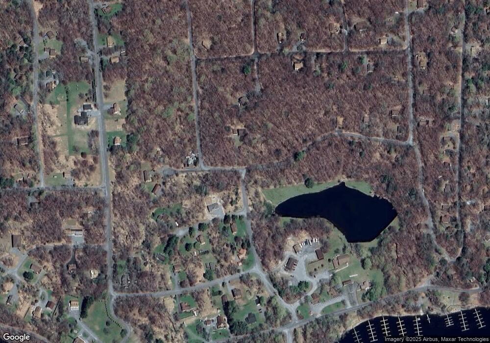 668 Tamarack Ln, Lake Ariel, PA 18436 - photo 1