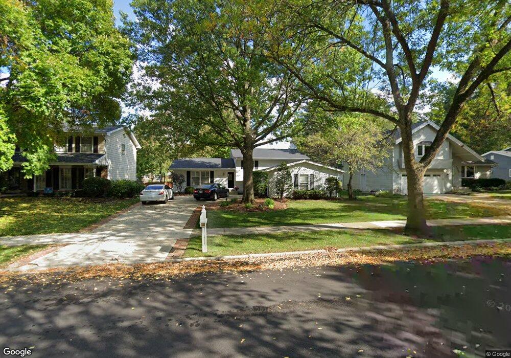 1728 Clyde Dr, Naperville, IL 60565 - photo 1