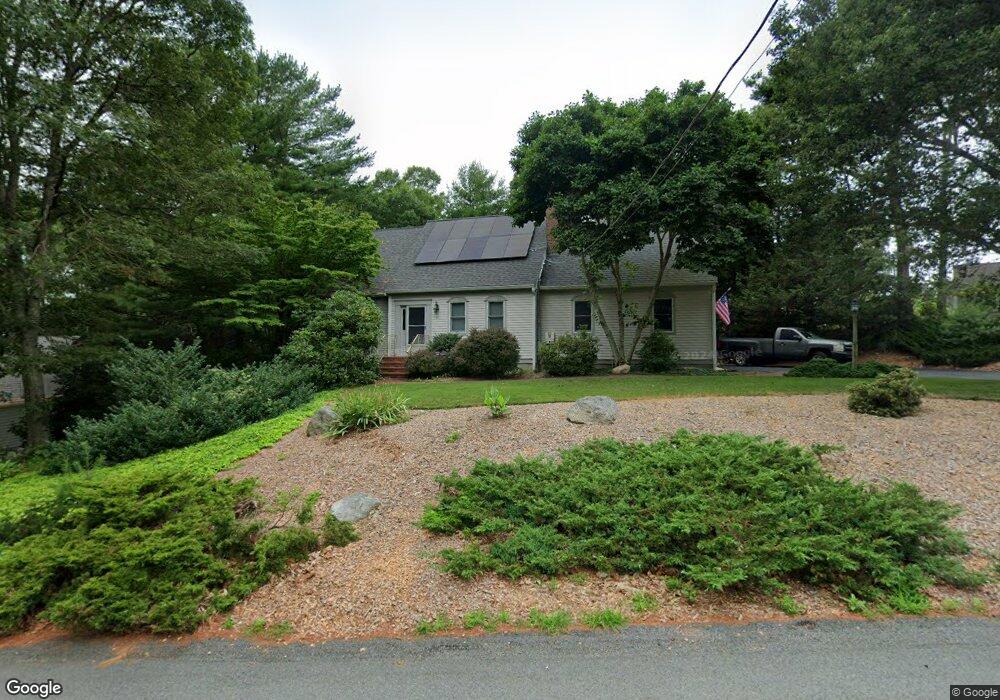 32 Elgin Rd, Pocasset, MA 02559 - photo 1