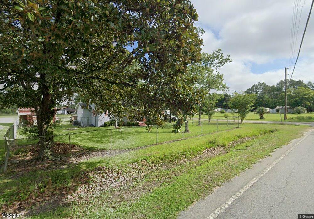 2271 11th St, Waycross, GA 31503 - photo 1