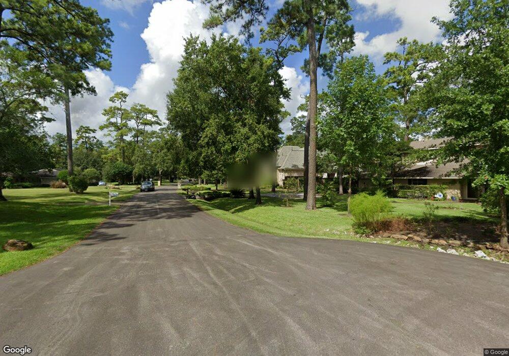 10701 Forest Glen St, Houston, TX 77024 - photo 1