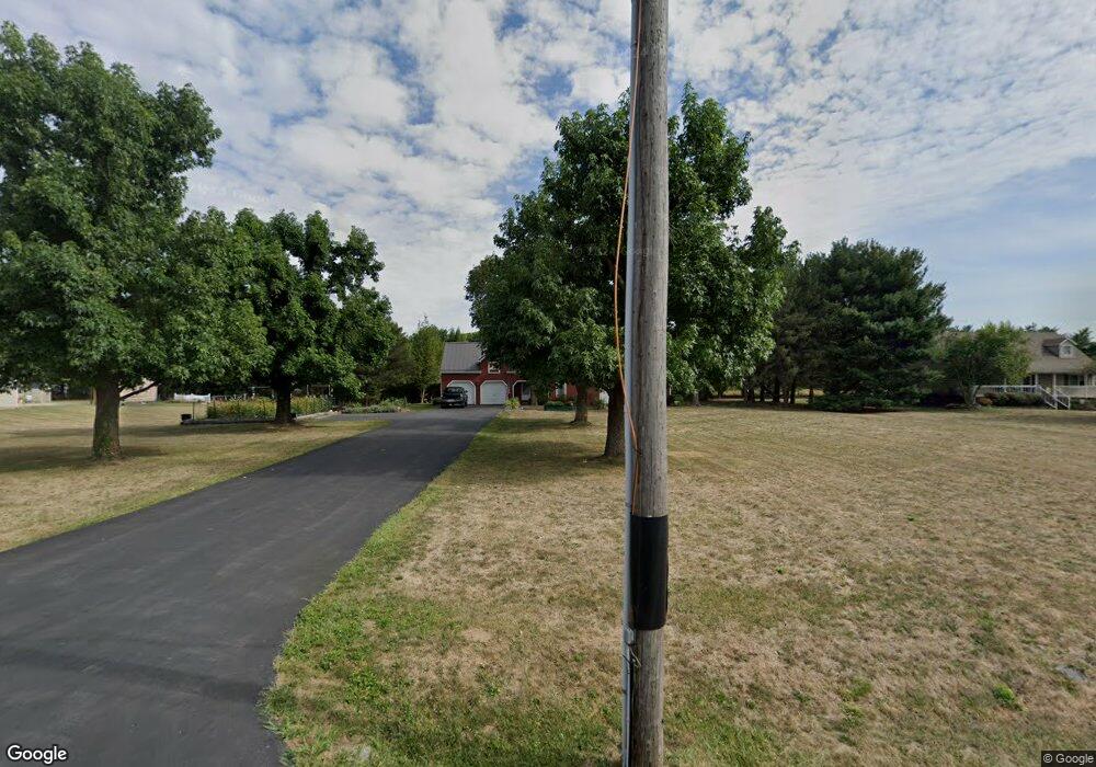 7054 Stoutsville Pike, Circleville, OH 43113 - photo 1