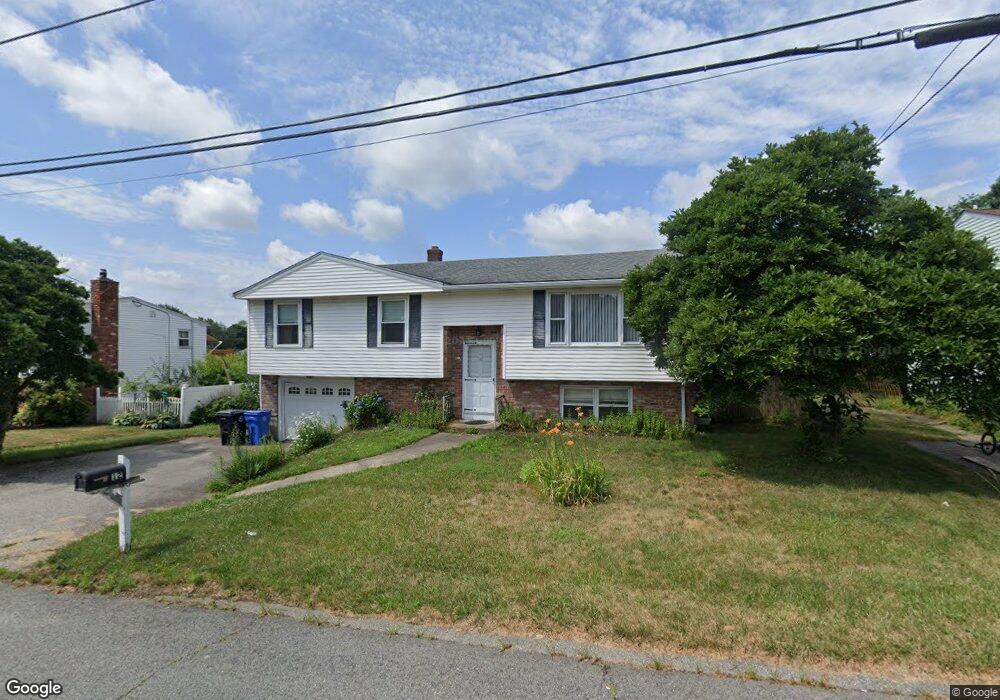 12 Timberwolf Dr, Cumberland, RI 02864 - photo 1