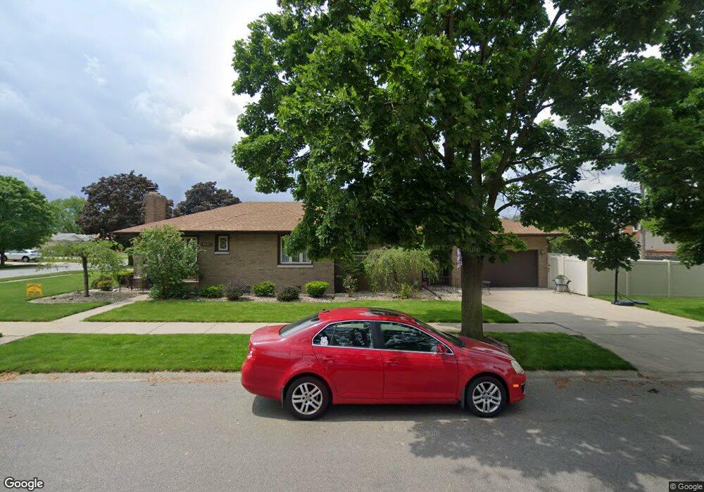 8546 5th St, Highland, IN 46322 - photo 1