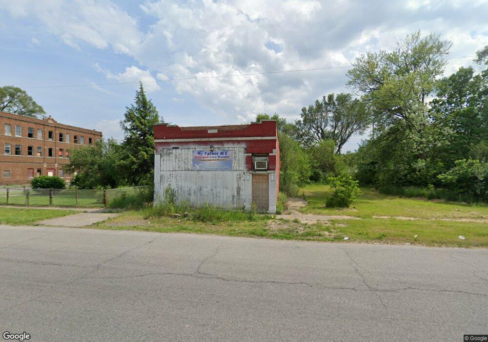 2713 W 11th Ave, Gary, IN 46404 - photo 1